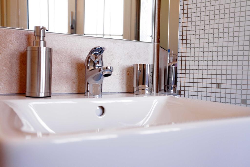 Bed and Breakfast La Tourrette Tourrettes-sur-Loup Esterno foto
