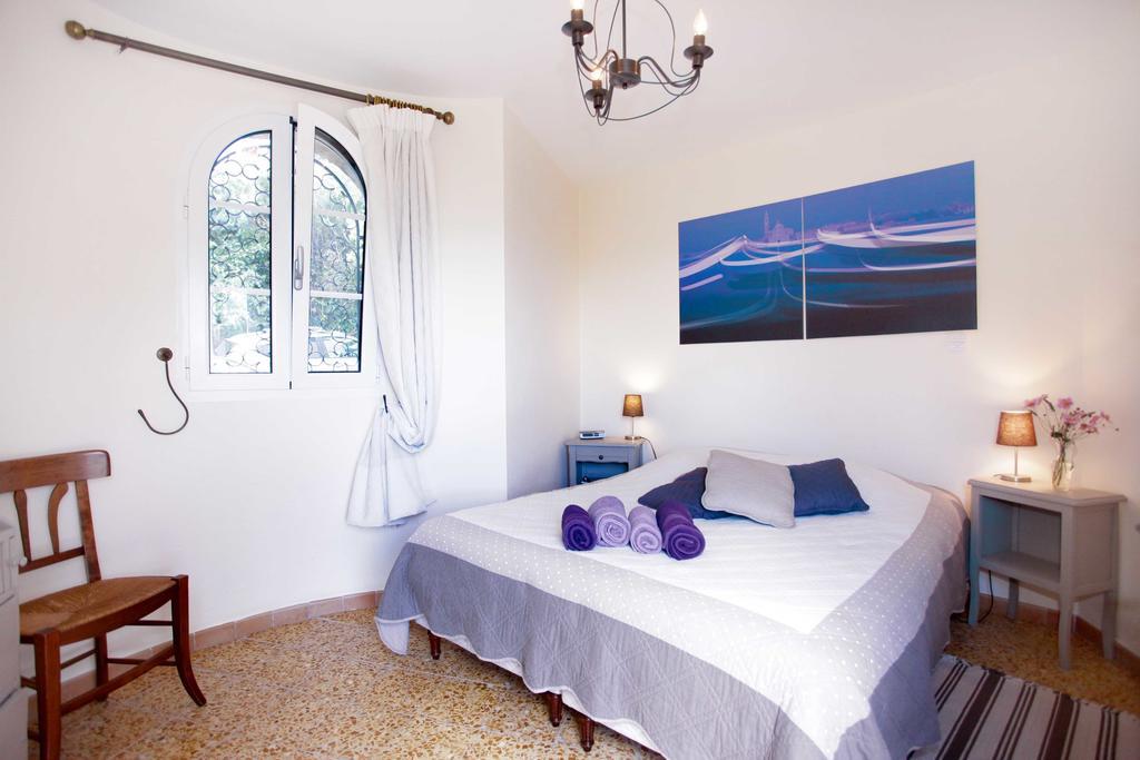Bed and Breakfast La Tourrette Tourrettes-sur-Loup Esterno foto