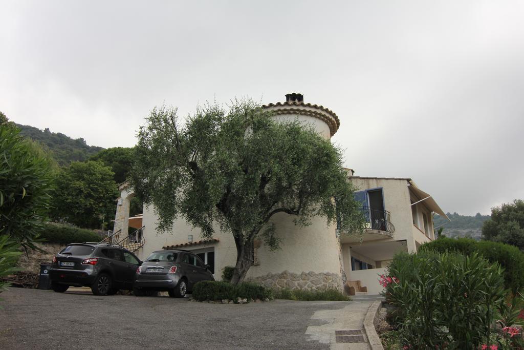 Bed and Breakfast La Tourrette Tourrettes-sur-Loup Esterno foto