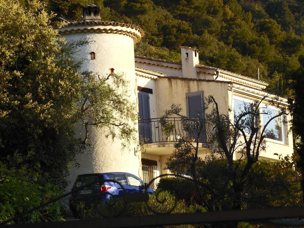 Bed and Breakfast La Tourrette Tourrettes-sur-Loup Esterno foto